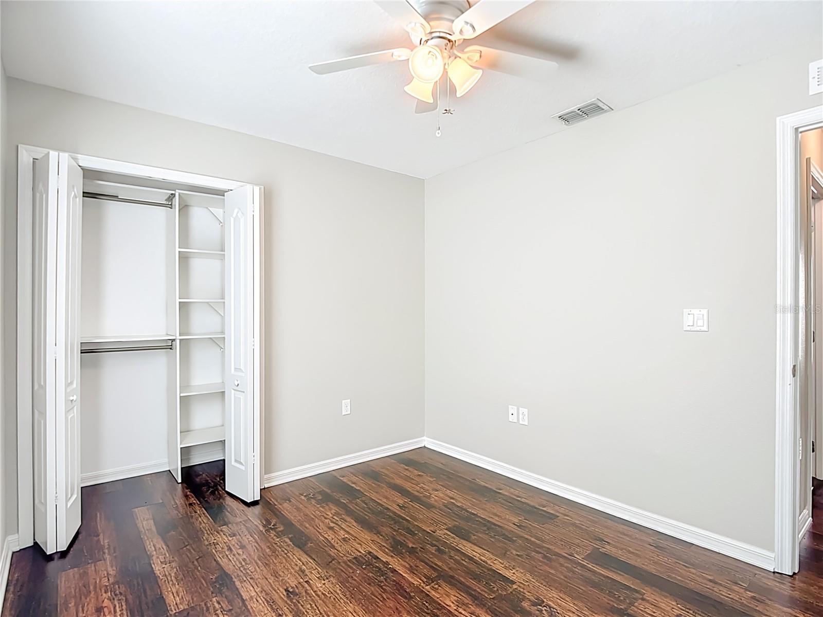 ABBEY GLEN I A-E - Residential