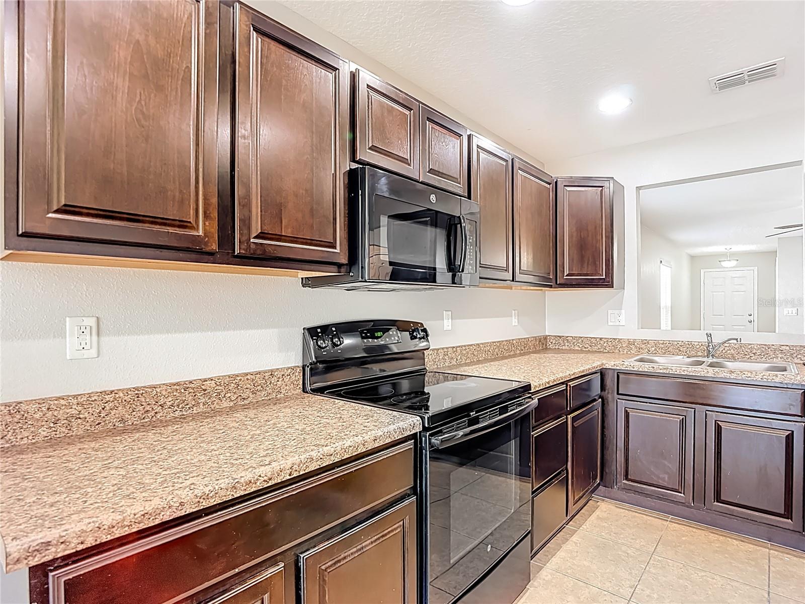 ABBEY GLEN I A-E - Residential