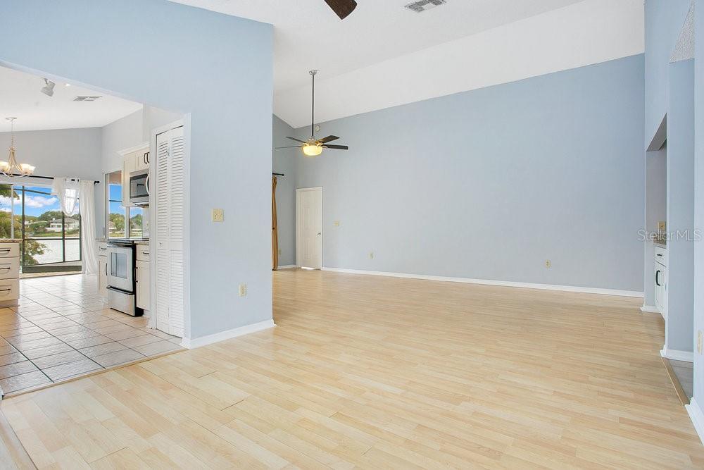 BRYN MAWR PH 02 - Residential Lease