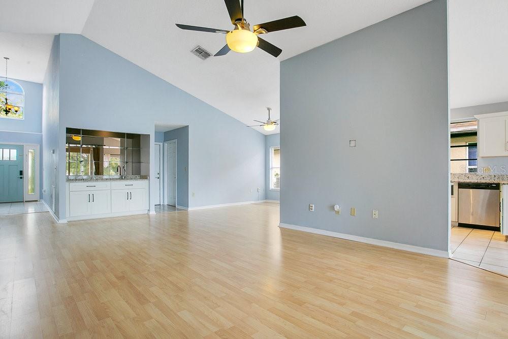 BRYN MAWR PH 02 - Residential Lease