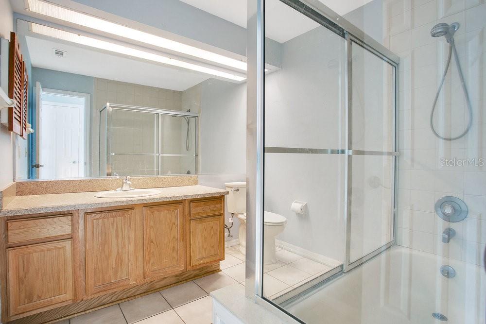 BRYN MAWR PH 02 - Residential Lease