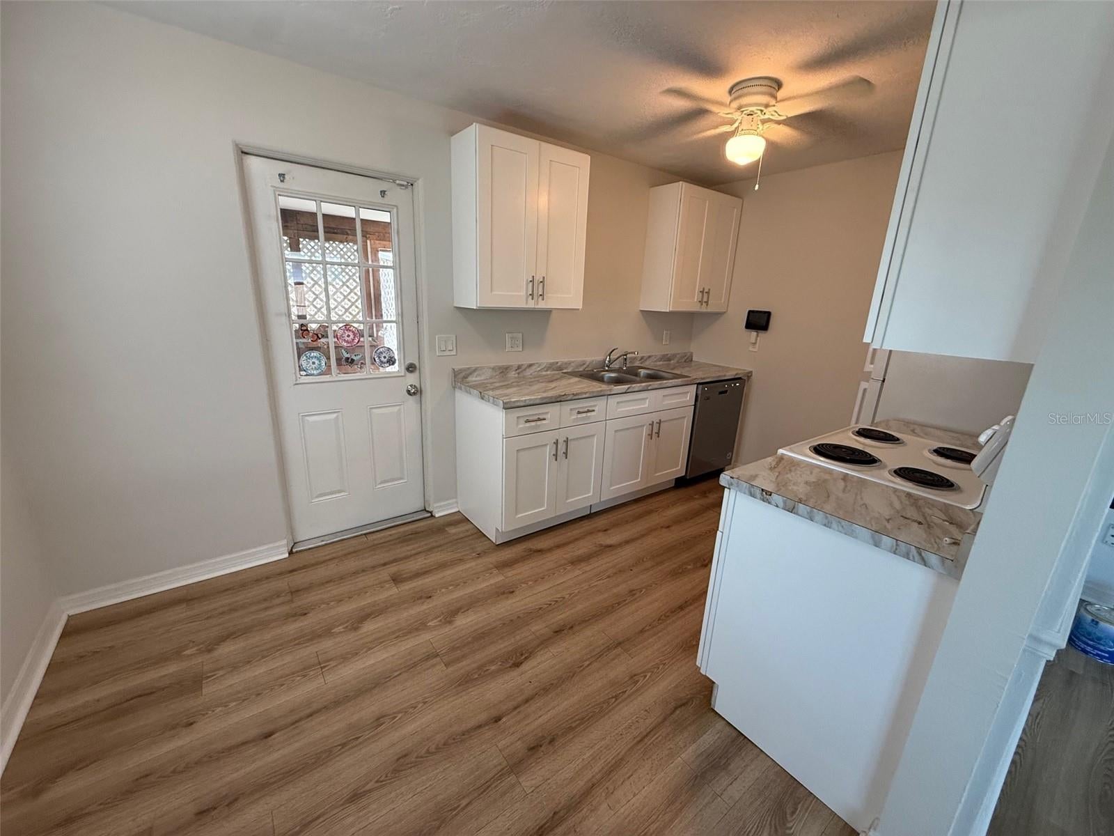 2217 20TH AVENUE W, BRADENTON, FL, 34205 2 2217 20TH AVENUE W