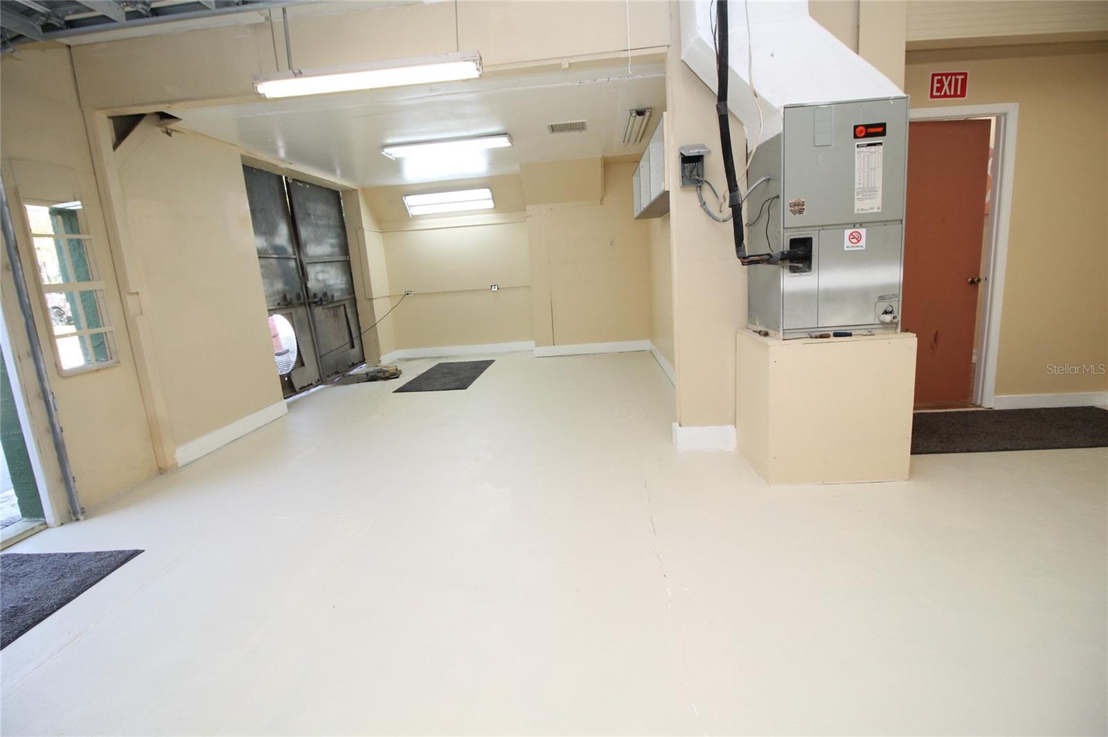 GROVELAND A M DAVIS RESUB - Commercial Lease