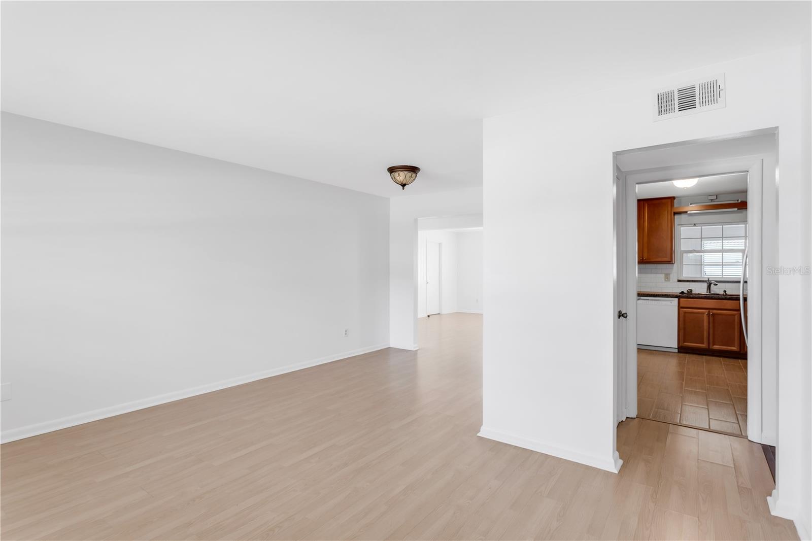 UNPLATTED - Residential Lease