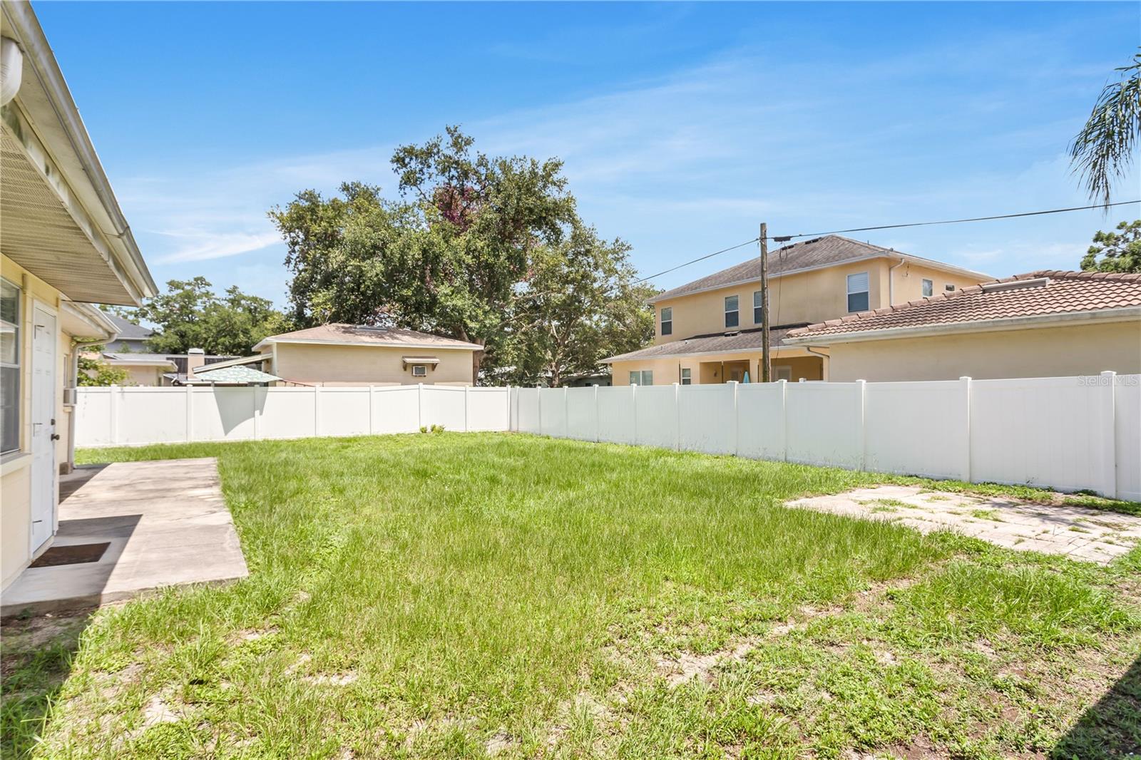 UNPLATTED - Residential Lease