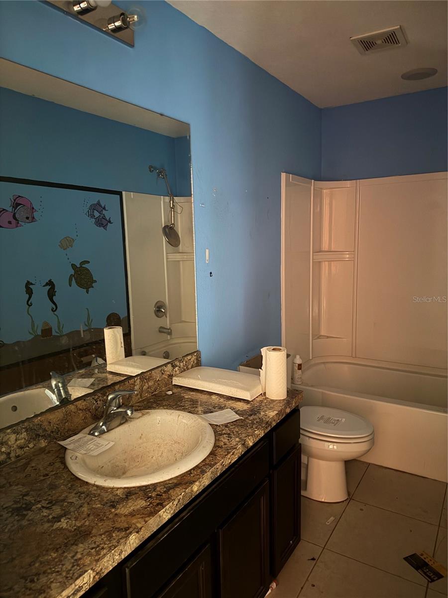 CEDAR CRK/ROLLING HILLS - Residential