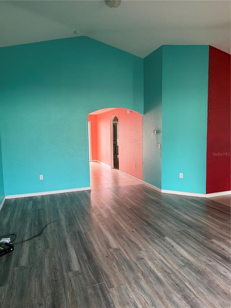 CEDAR CRK/ROLLING HILLS - Residential