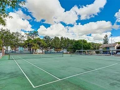HIDDEN LAKE VILLAGE - Residential Lease