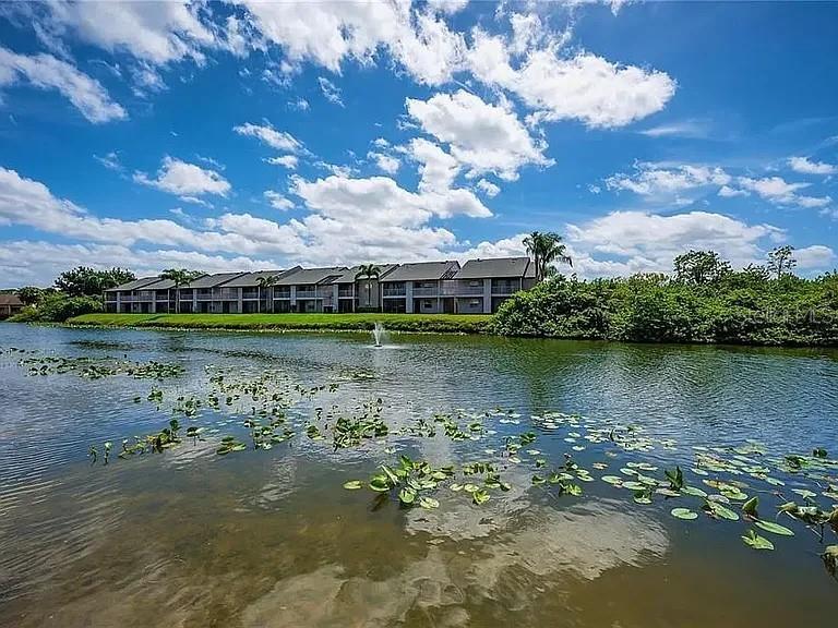 HIDDEN LAKE VILLAGE - Residential Lease