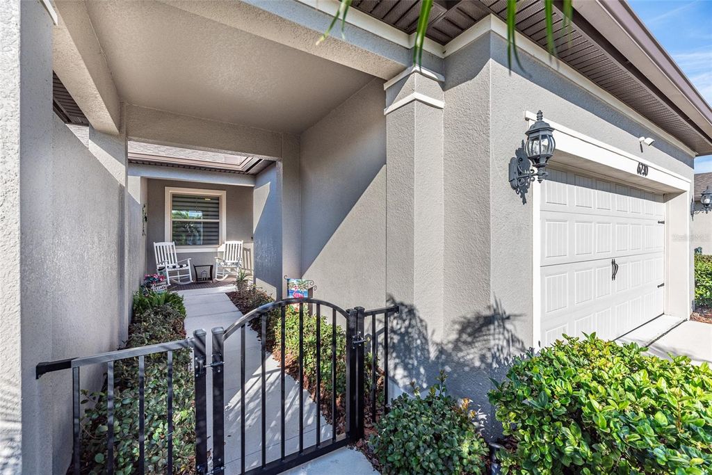 Photo of 6230 Mooring Line Circle, Apollo Beach, FL 33572 (MLS # TB8334137)