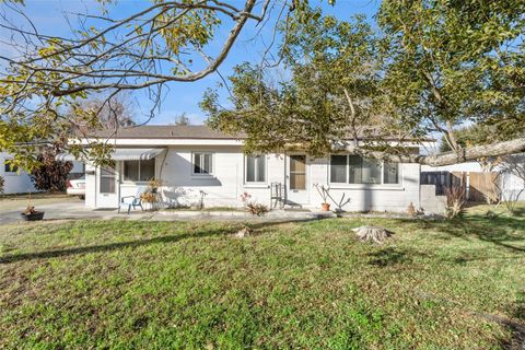 Photo of 825 E Church Ave, Longwood, FL 32750 (MLS # TB8475940)