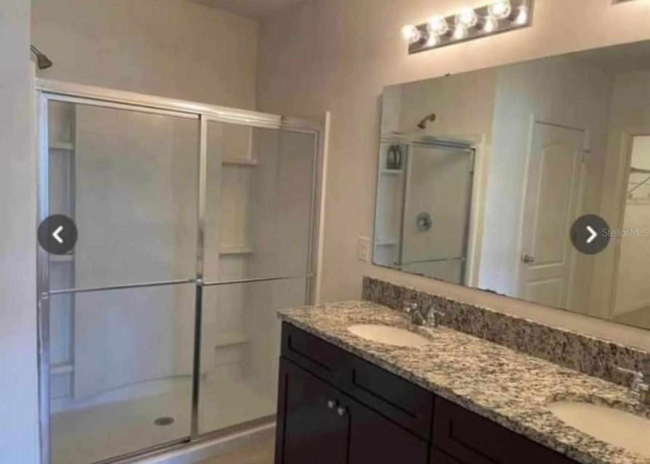 HUNTINGTON DOWNS - Residential