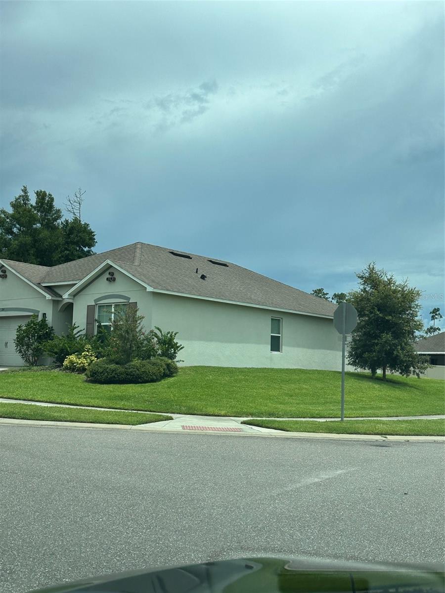 HUNTINGTON DOWNS - Residential