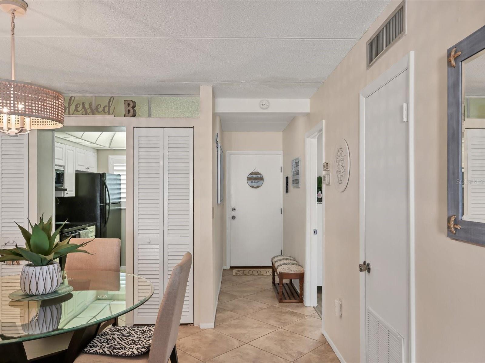 708 TAMIAMI TRAIL S 105