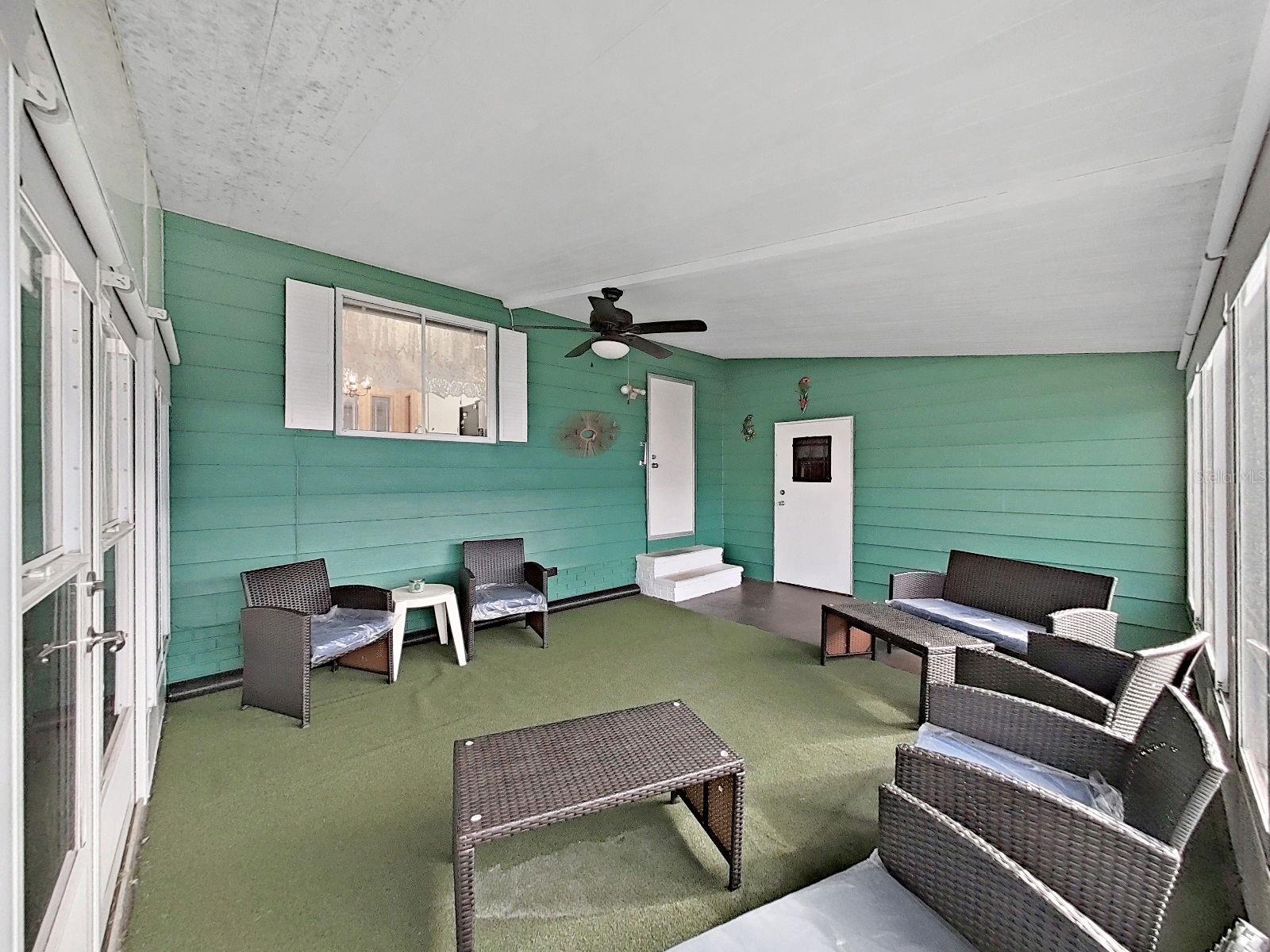 FOXWOOD LAKE ESTATES - Residential