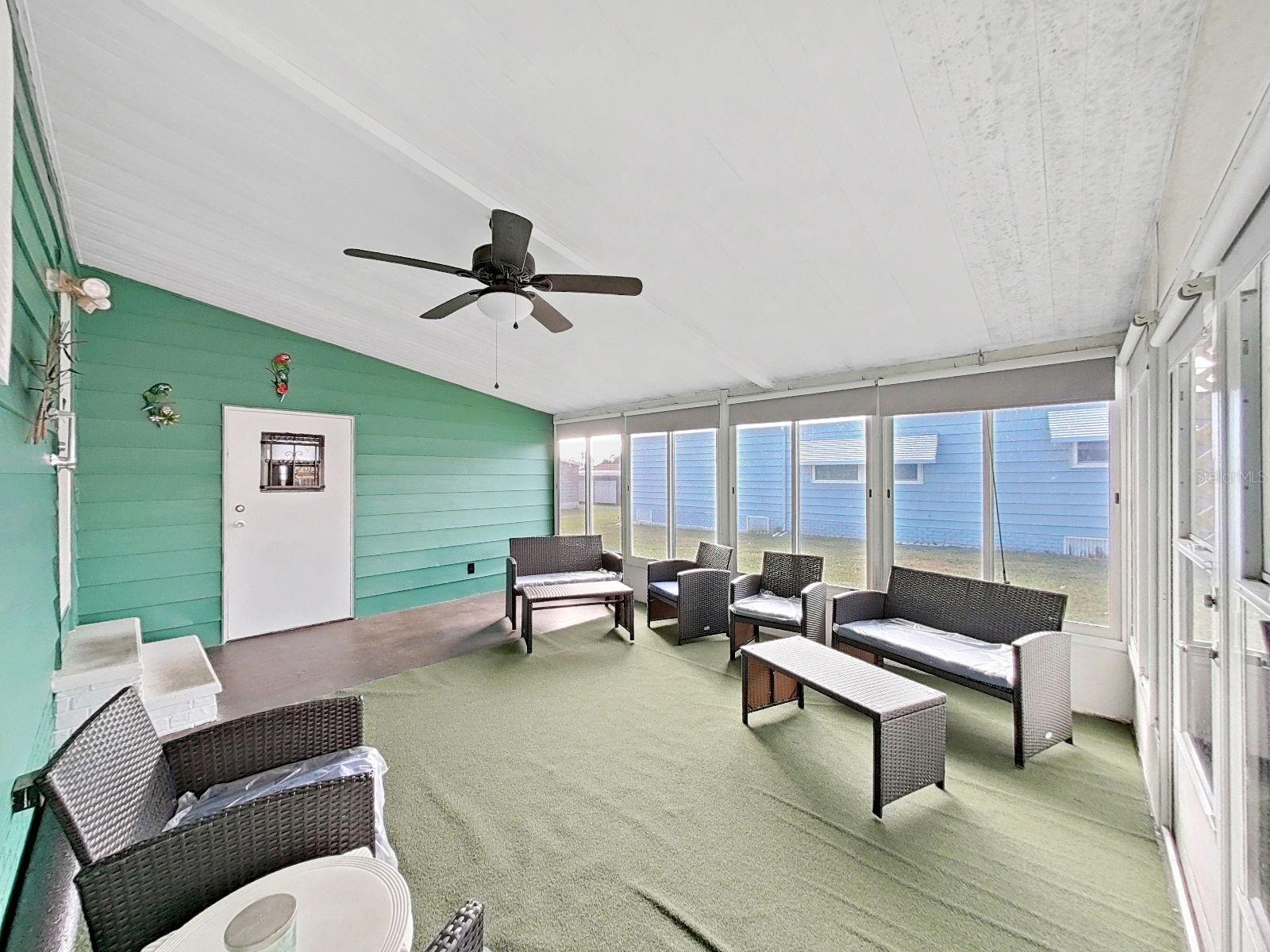 FOXWOOD LAKE ESTATES - Residential