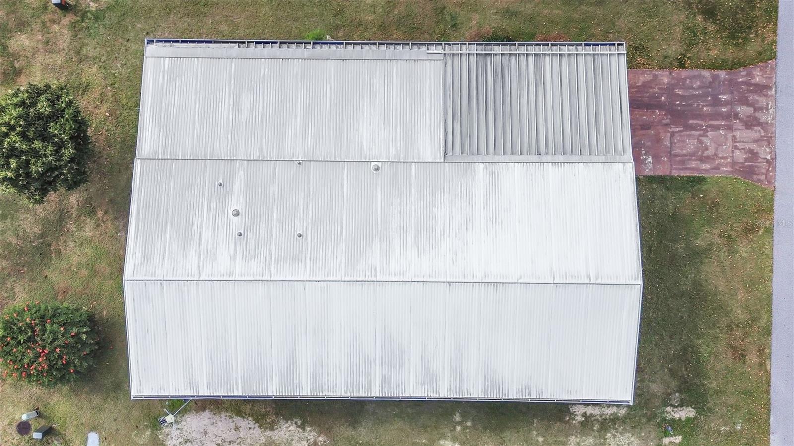 FOXWOOD LAKE ESTATES - Residential