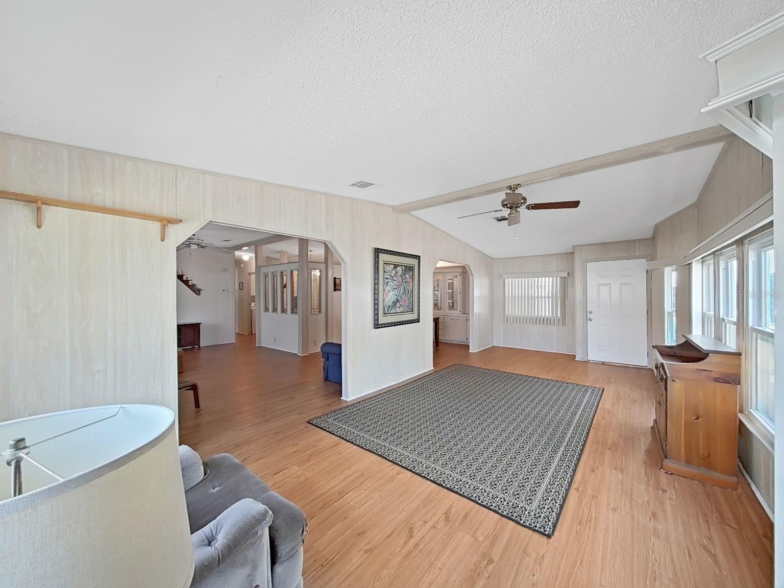 FOXWOOD LAKE ESTATES - Residential