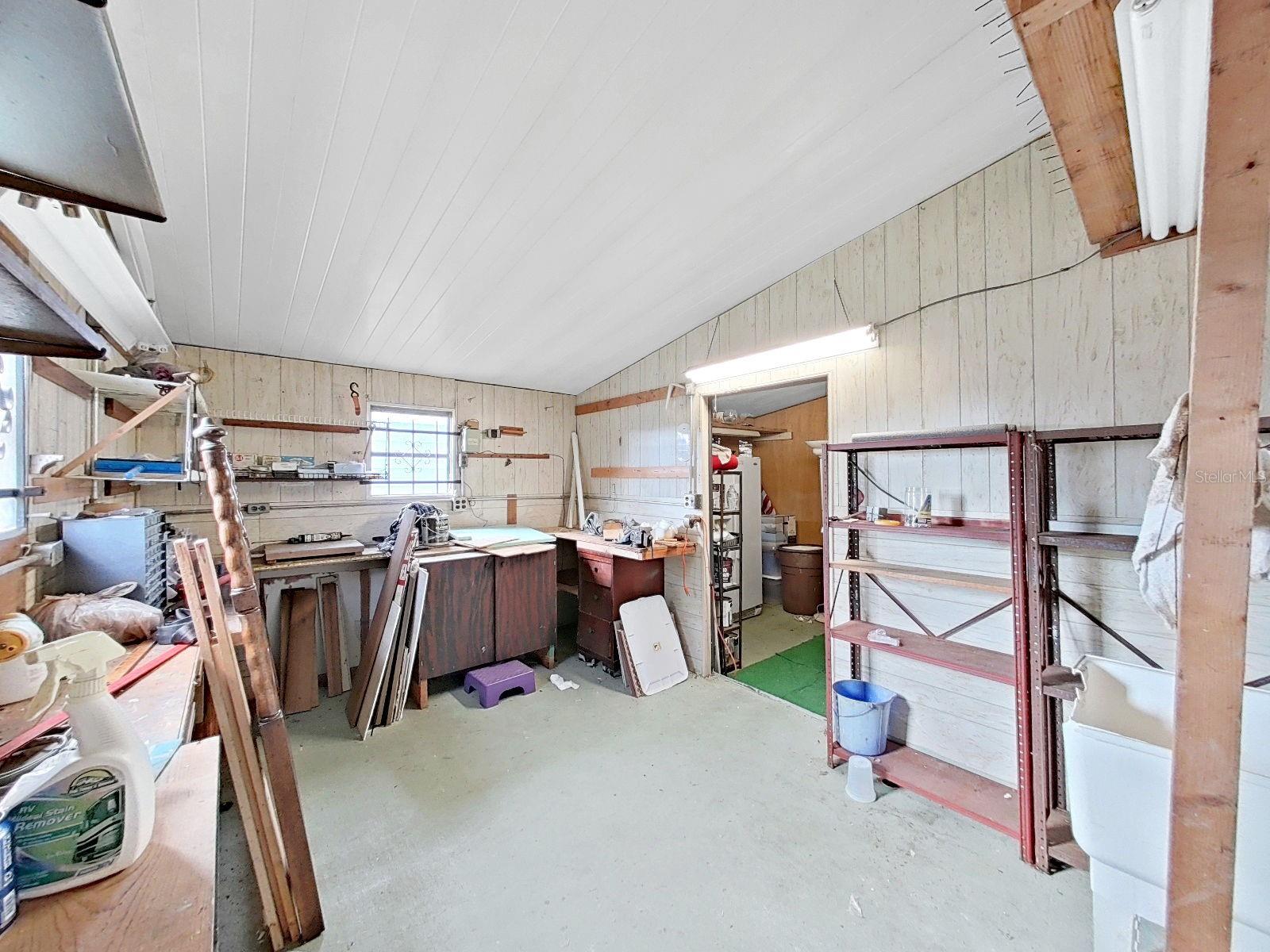 FOXWOOD LAKE ESTATES - Residential