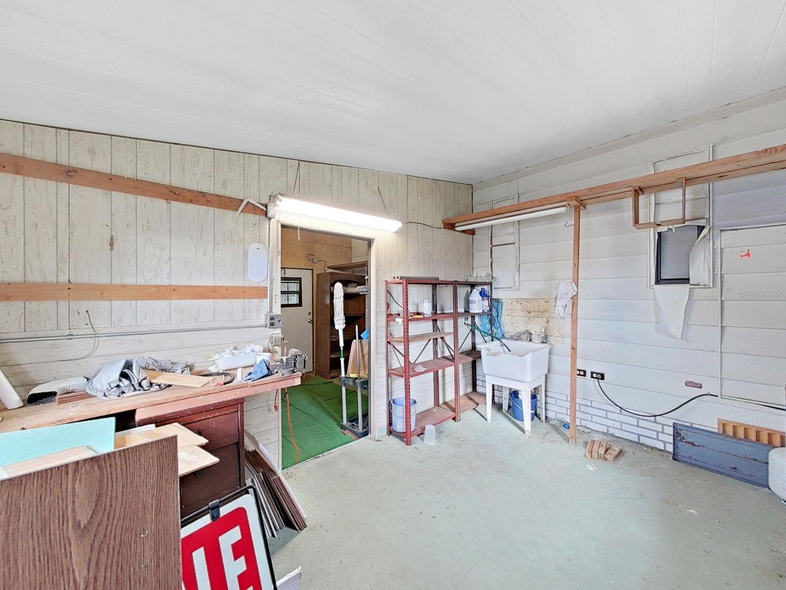 FOXWOOD LAKE ESTATES - Residential