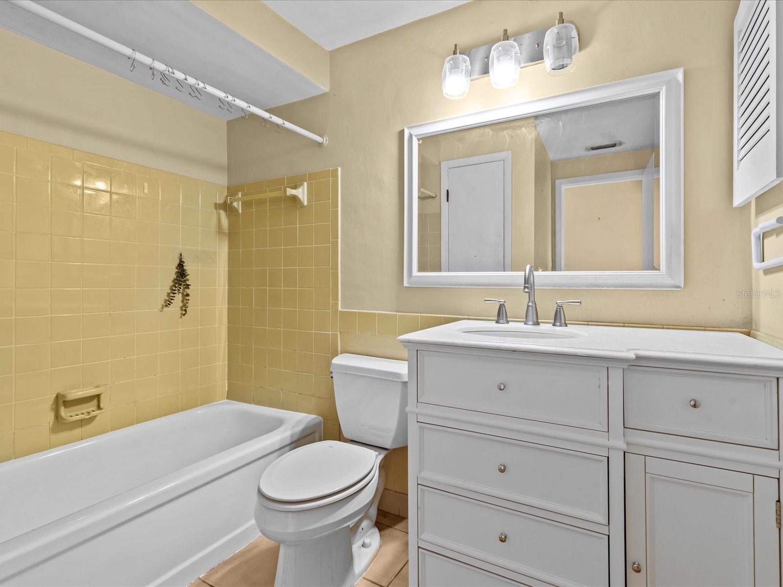 BEACON WOODS VILLAGE - Residential