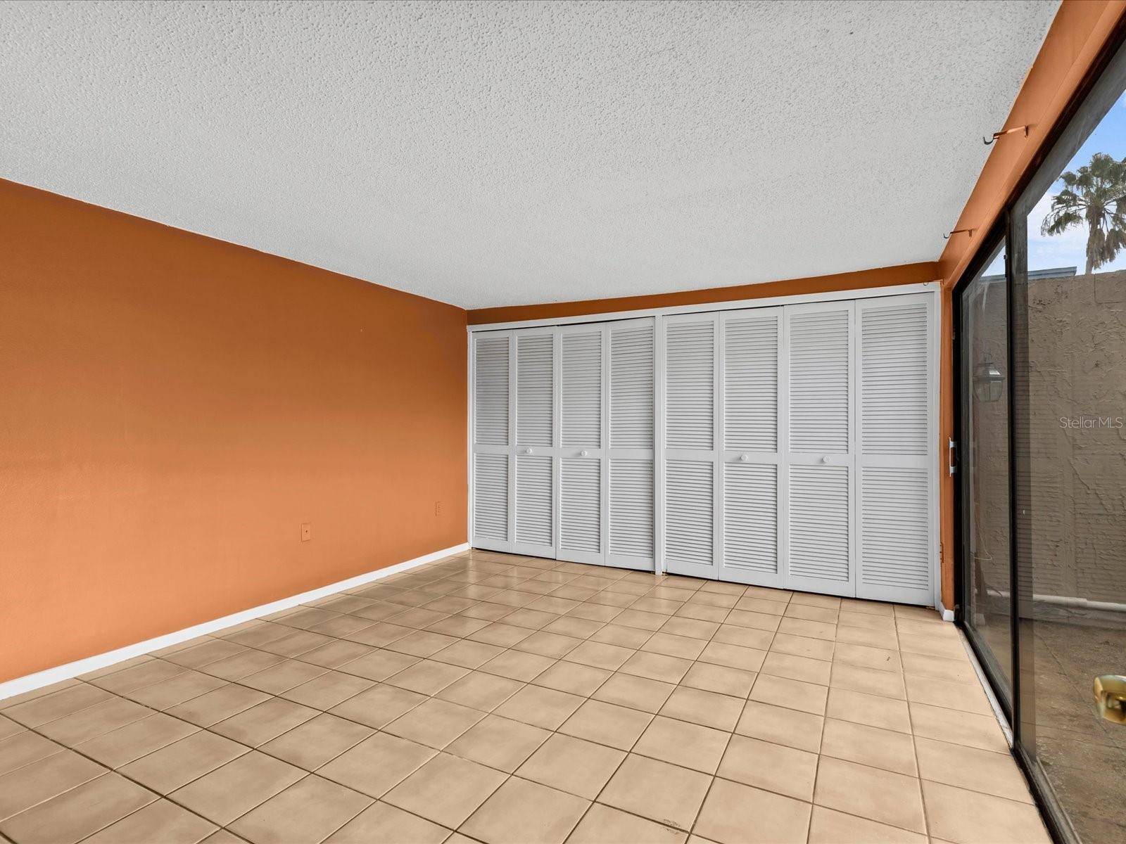 BEACON WOODS VILLAGE - Residential