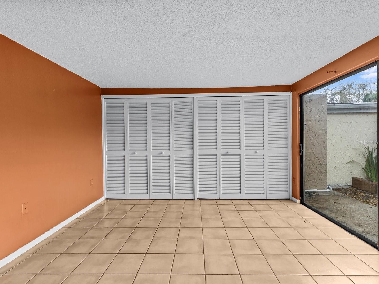 BEACON WOODS VILLAGE - Residential