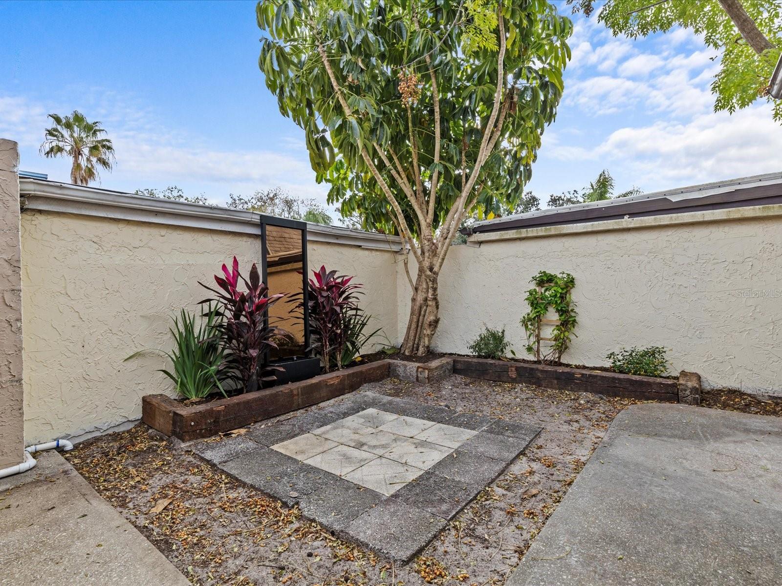 BEACON WOODS VILLAGE - Residential