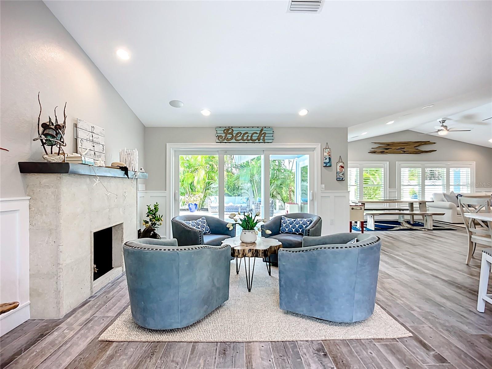 BAY PALMS ADD FOURTH UNIT - Residential
