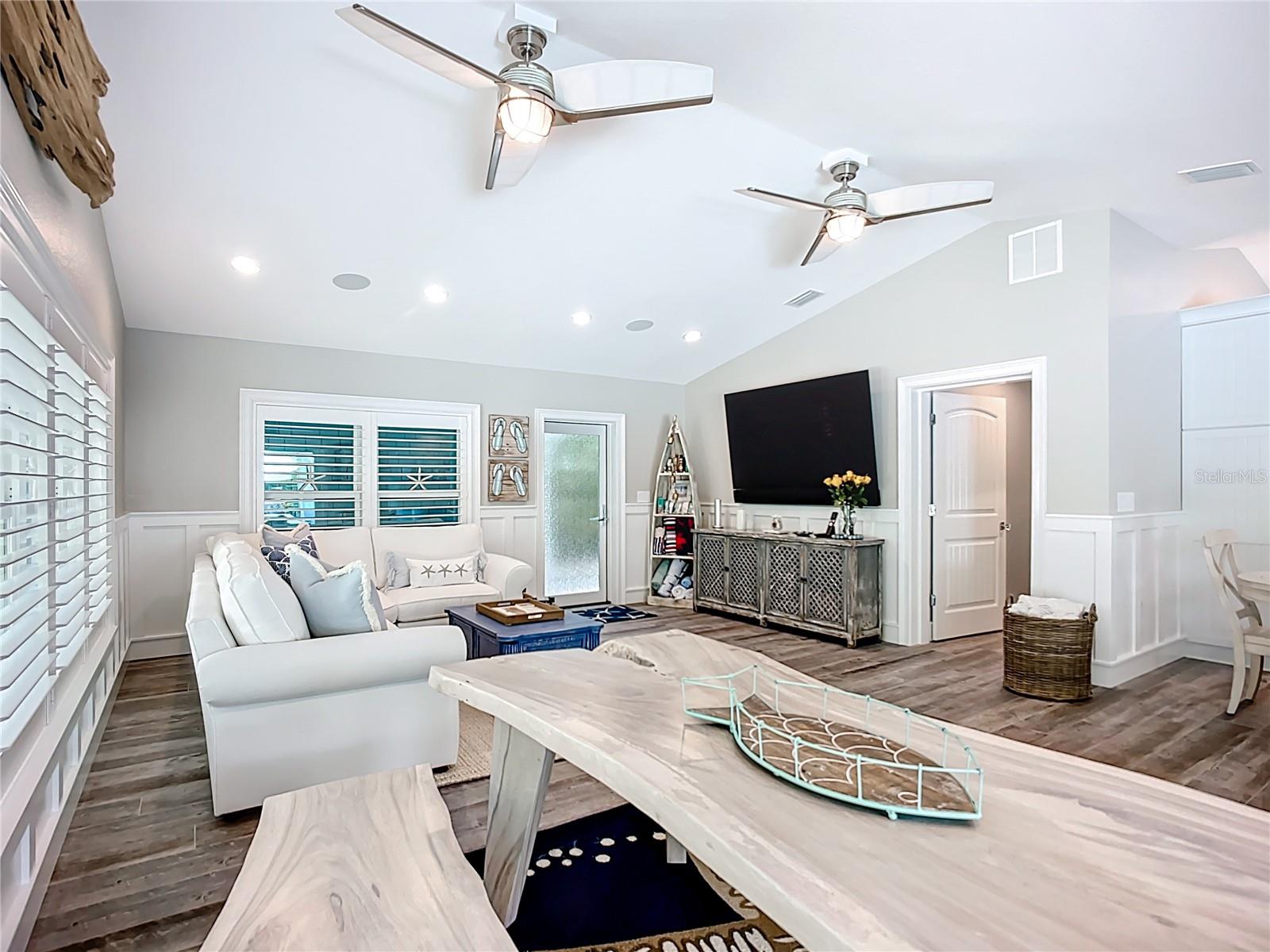 BAY PALMS ADD FOURTH UNIT - Residential