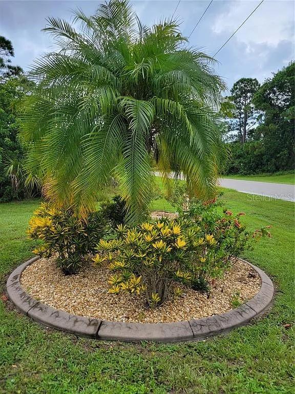 142 YELLOW PINE DRIVE