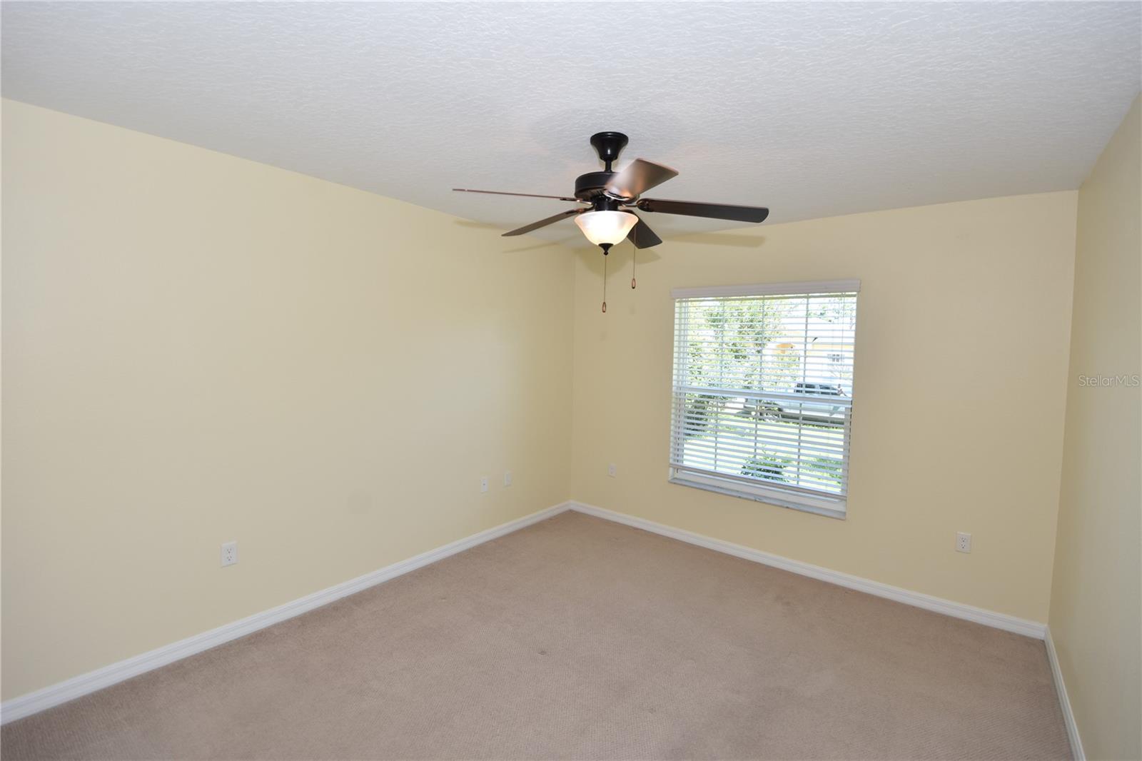 PINE GROVE - Residential Lease