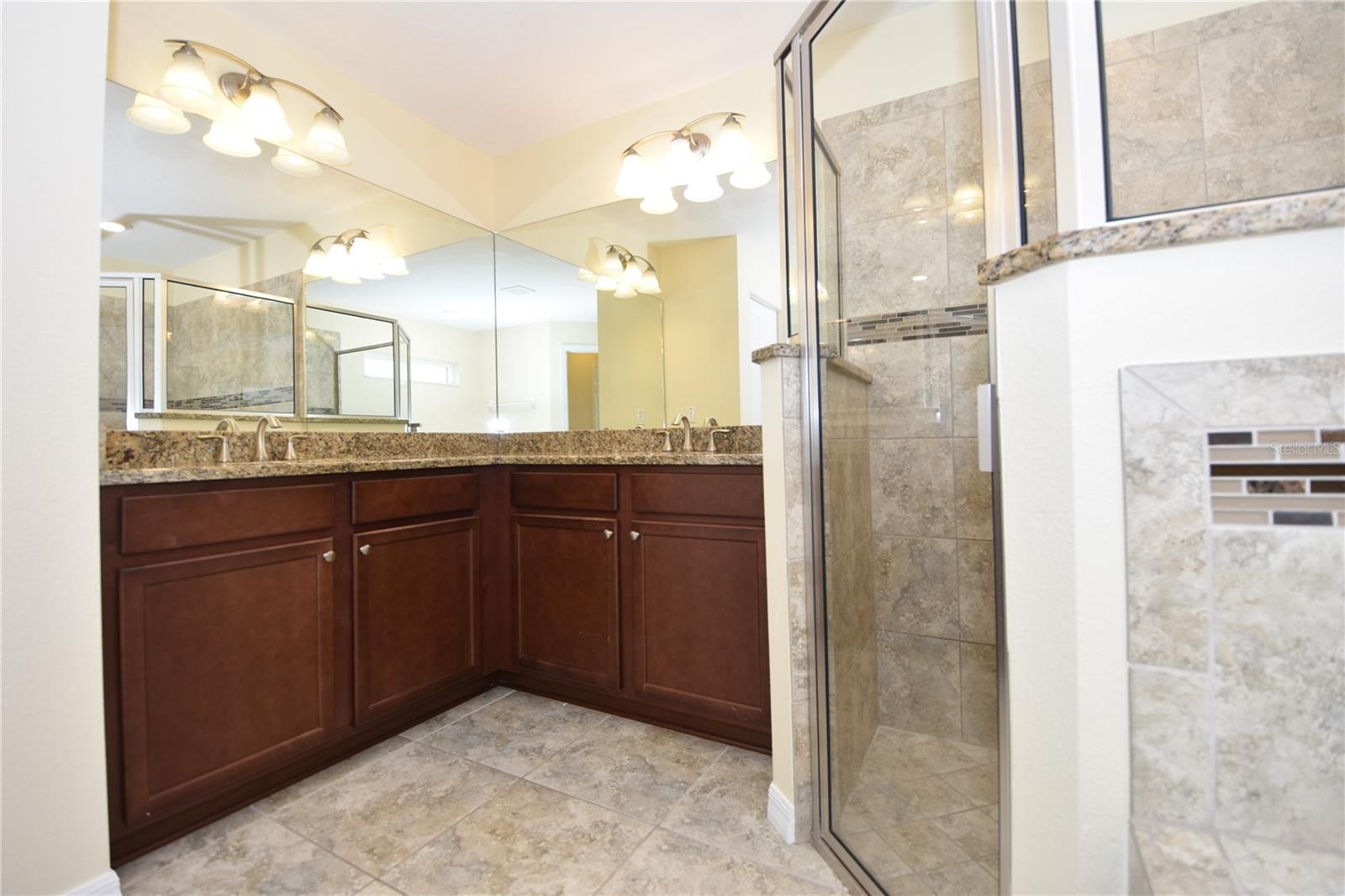 PINE GROVE - Residential Lease