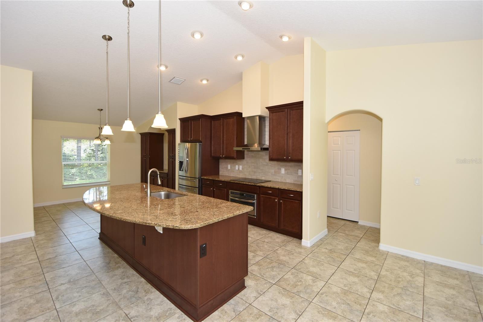 PINE GROVE - Residential Lease