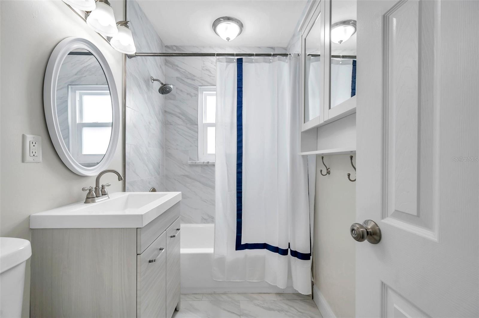 FRANCELLA PARK - Residential Lease