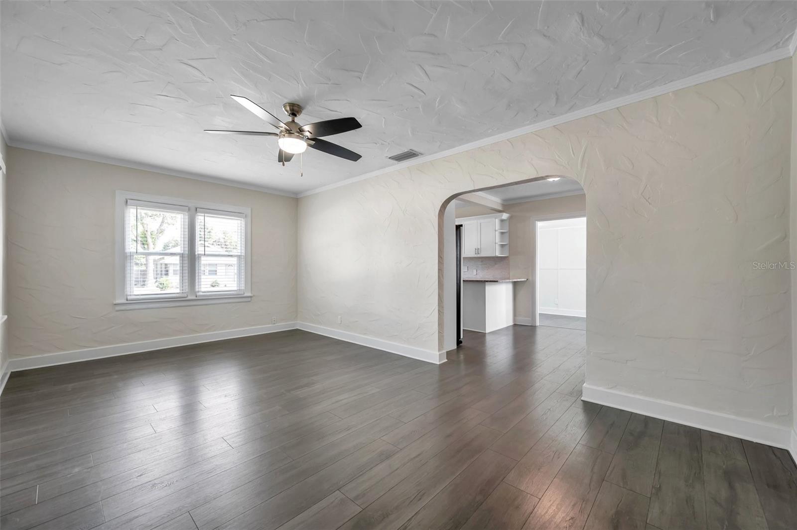 FRANCELLA PARK - Residential Lease