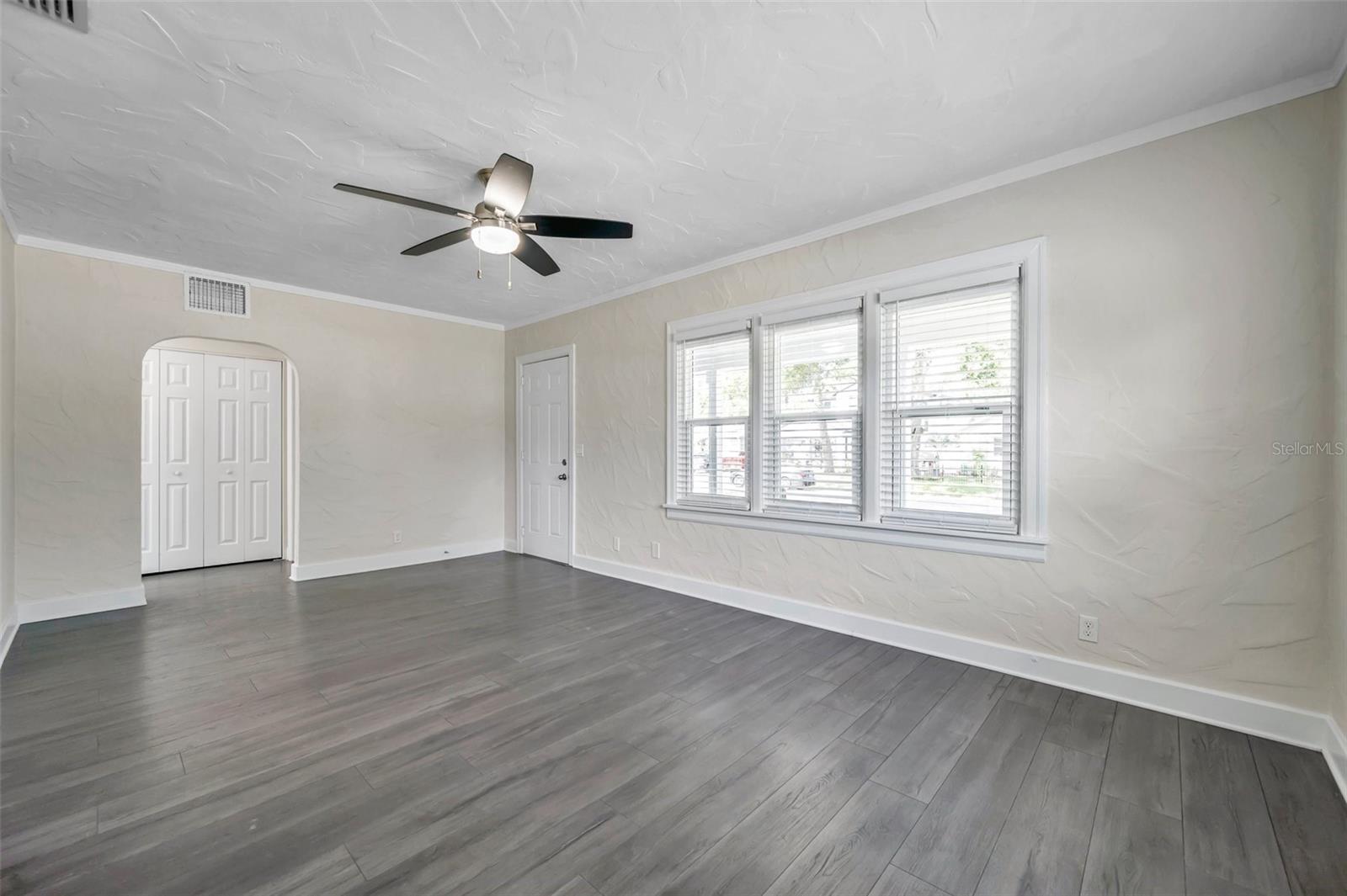 FRANCELLA PARK - Residential Lease