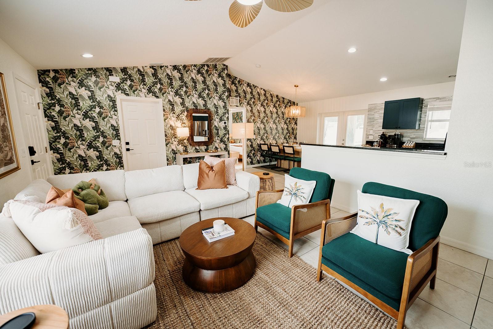 HIGH POINT - Residential