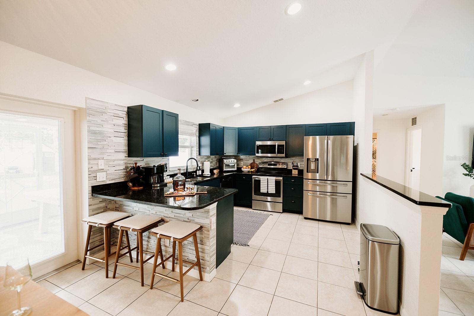 HIGH POINT - Residential