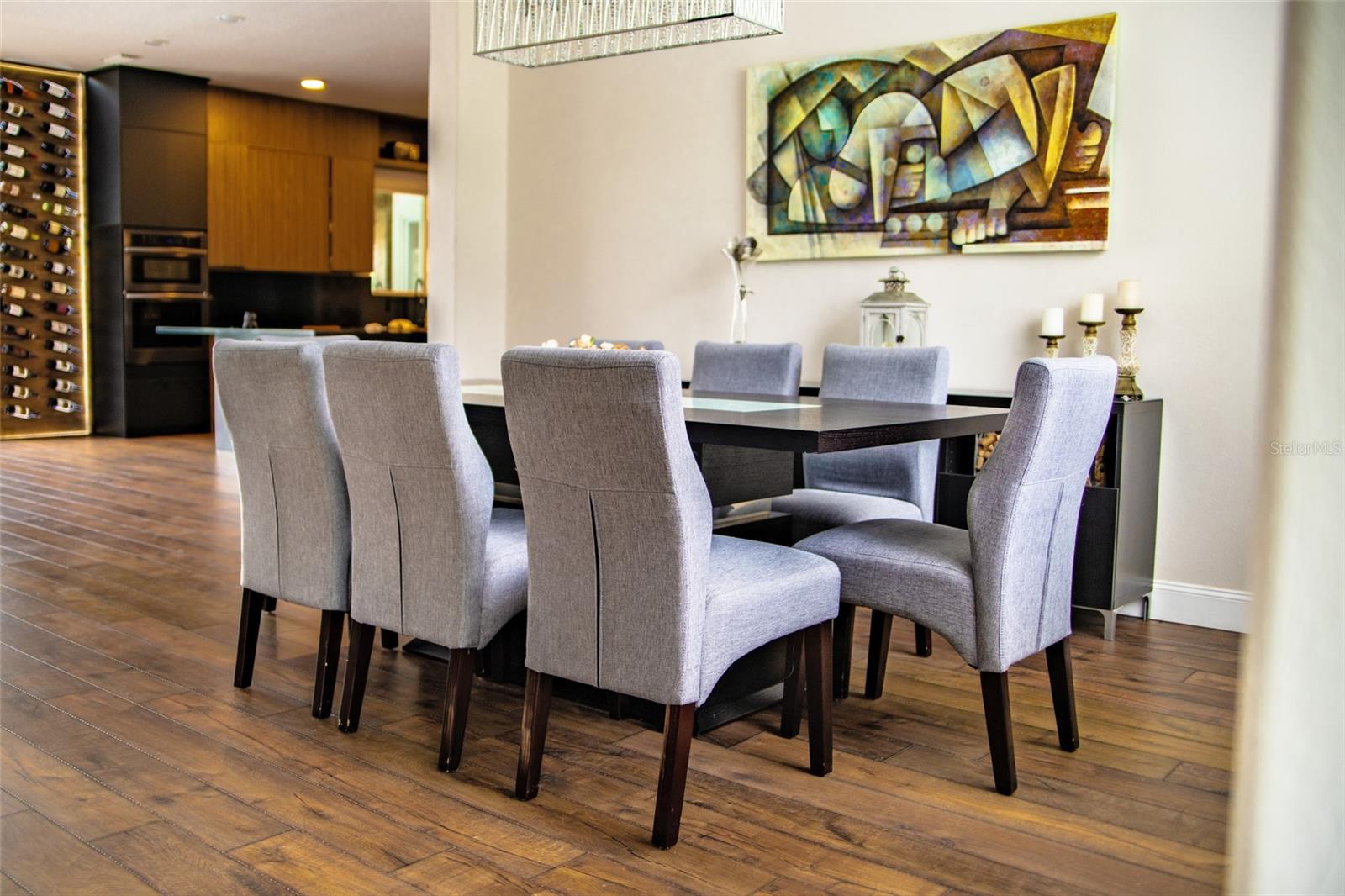 WINDDERMERE POINTE - Residential