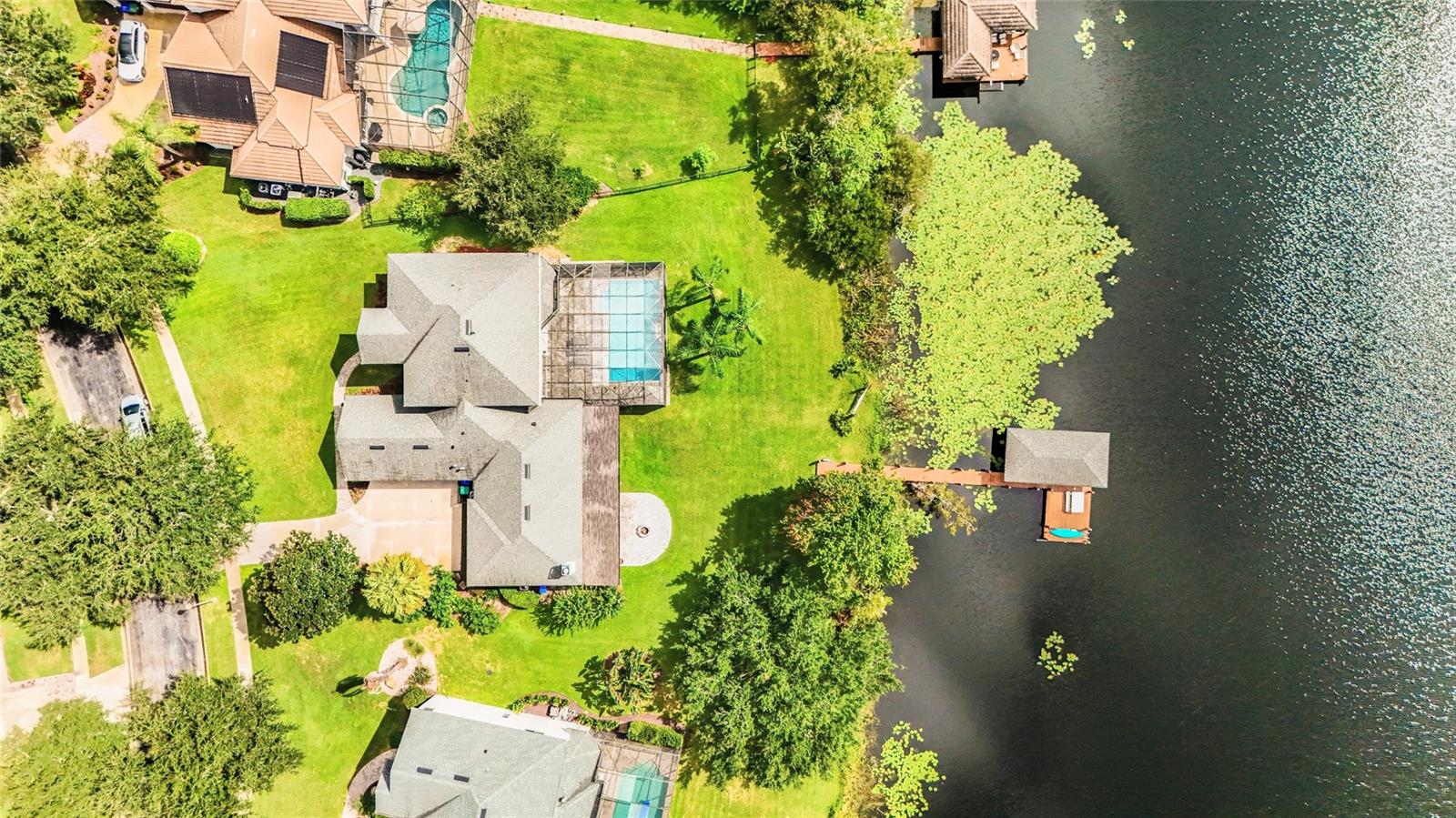 WINDDERMERE POINTE - Residential