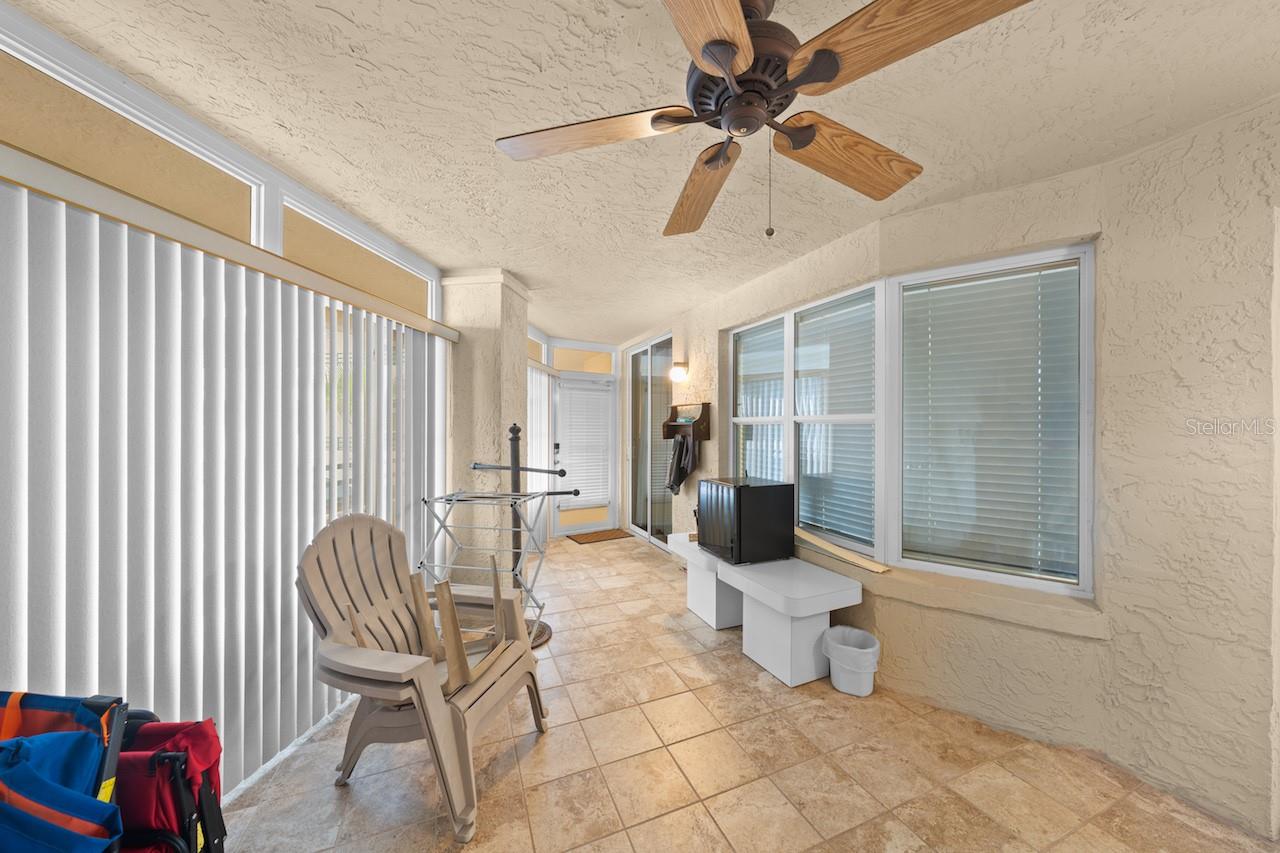 TOWERS AT PONCE INLET TOWER 01 CONDO - Residential