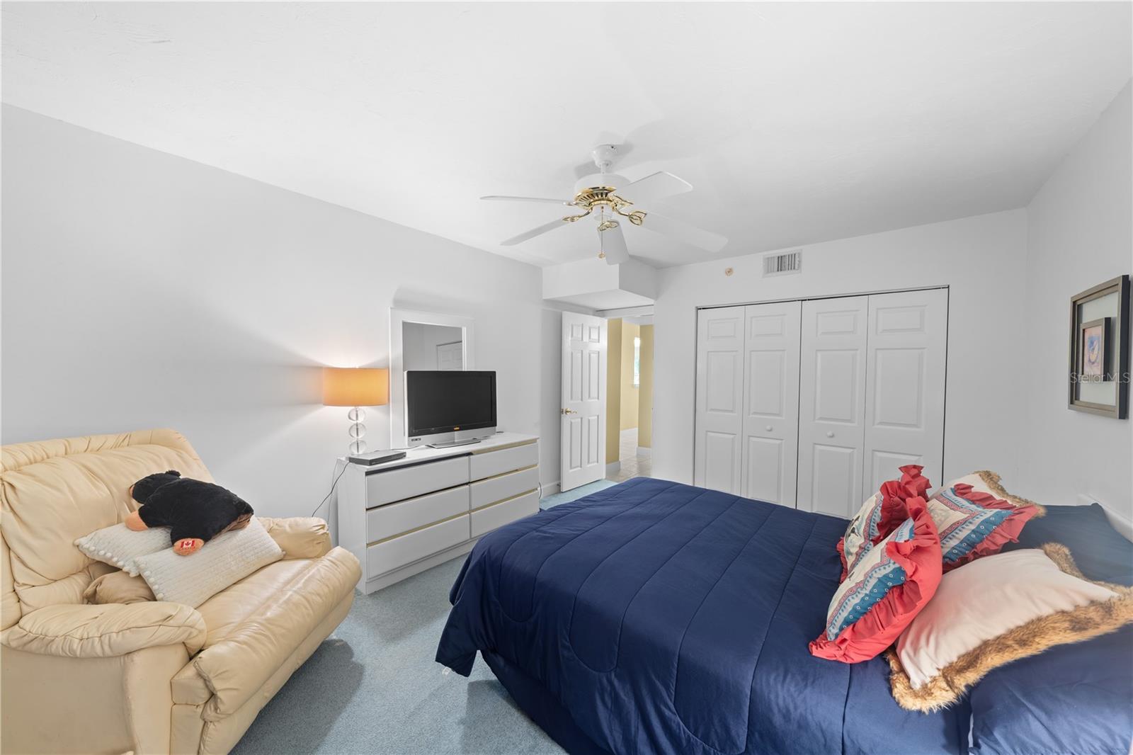 TOWERS AT PONCE INLET TOWER 01 CONDO - Residential