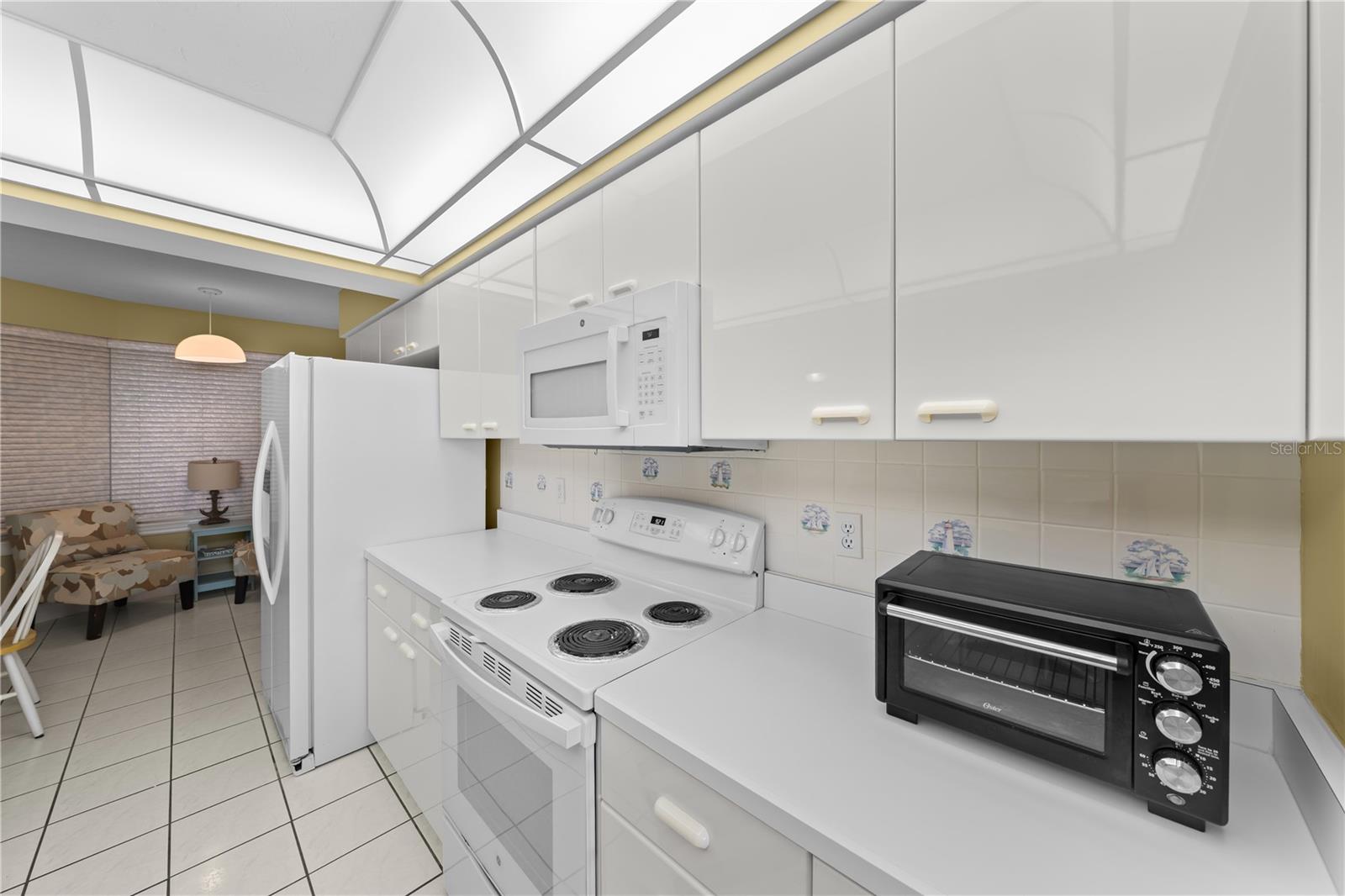 TOWERS AT PONCE INLET TOWER 01 CONDO - Residential