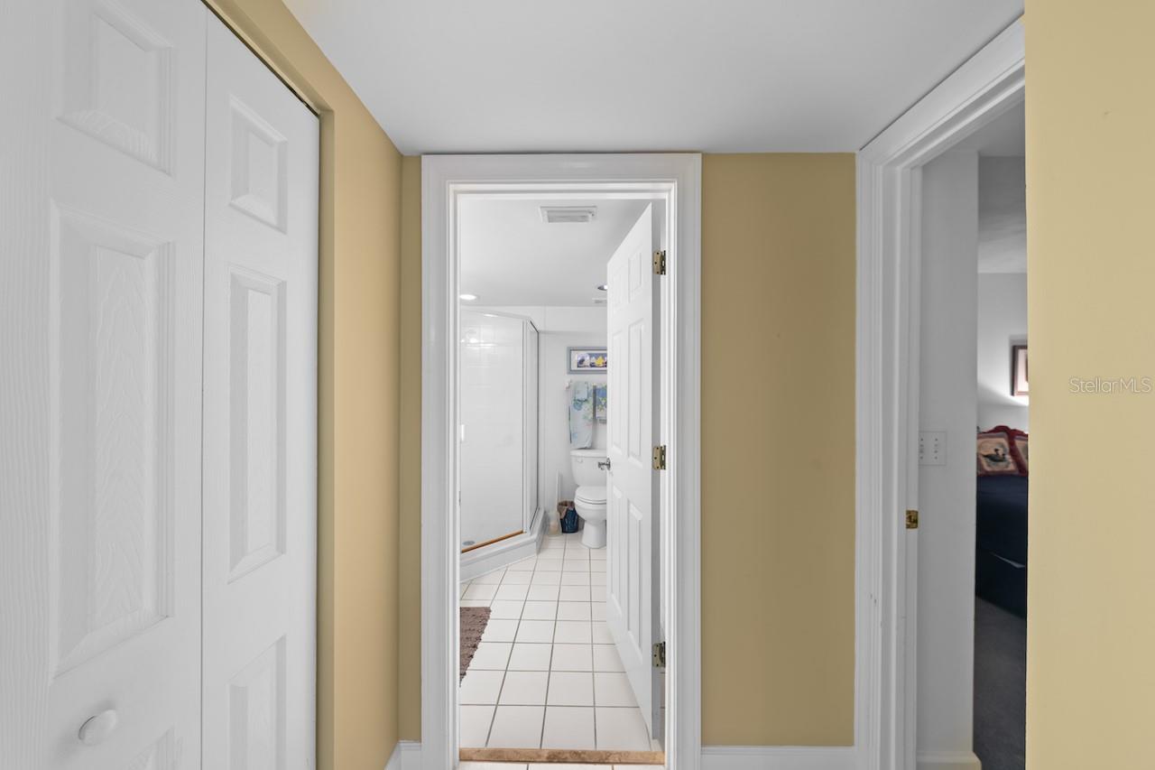 TOWERS AT PONCE INLET TOWER 01 CONDO - Residential