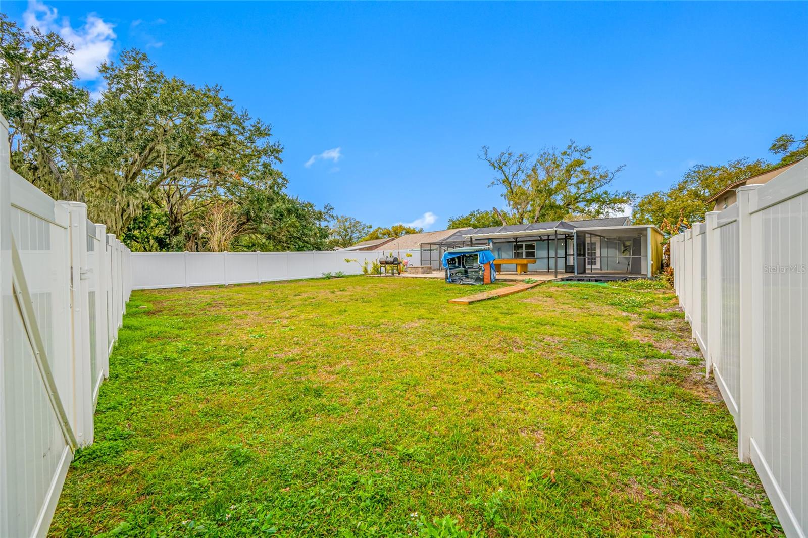 NORTH LAKES SEC B UNIT - Residential