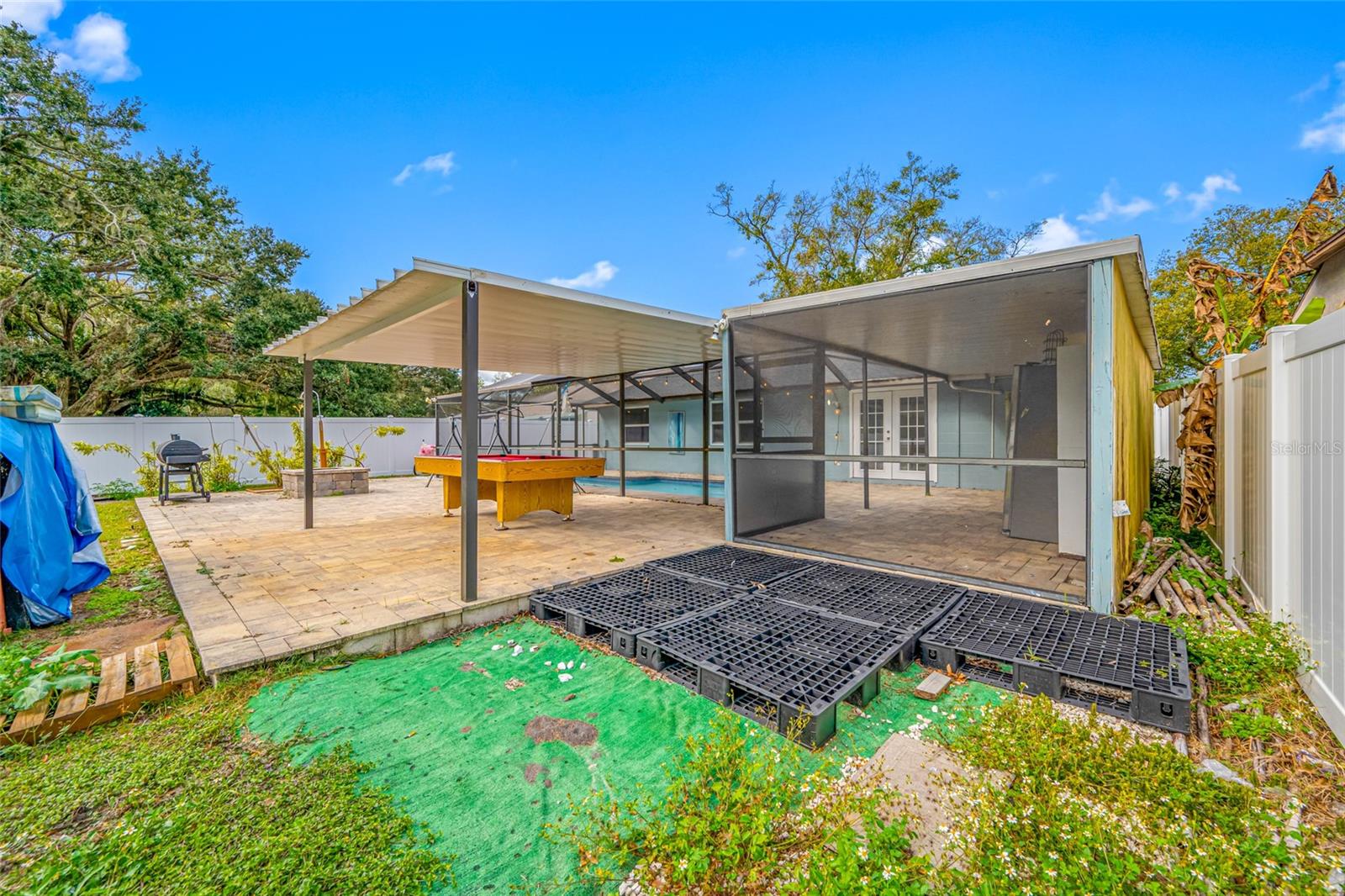 NORTH LAKES SEC B UNIT - Residential