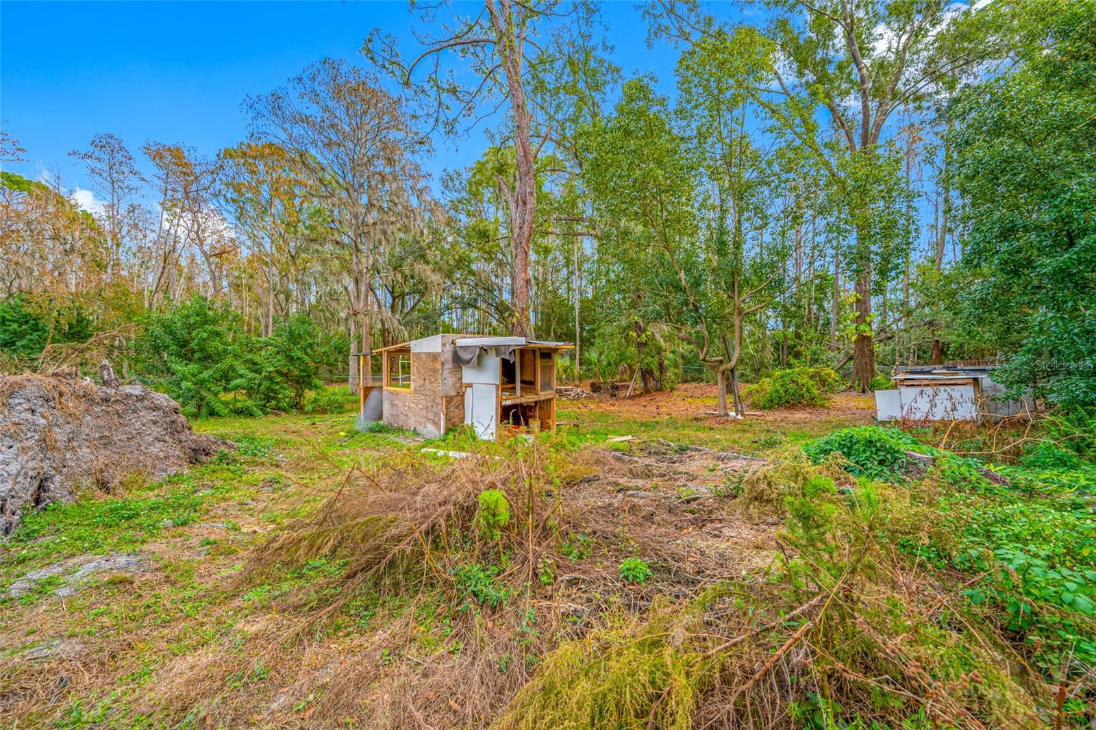 NORTH LAKES SEC B UNIT - Residential