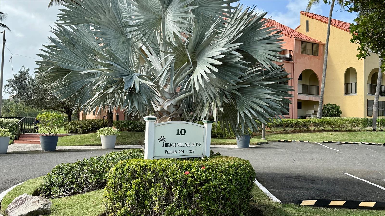 BEACH VILLAGE, PALMAS DEL MAR - Residential
