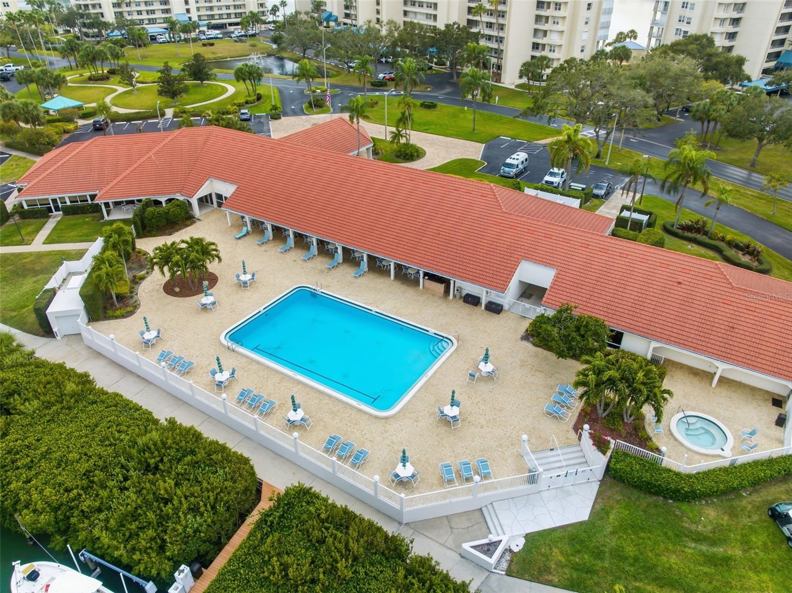 HARBOURSIDE CONDO - Residential